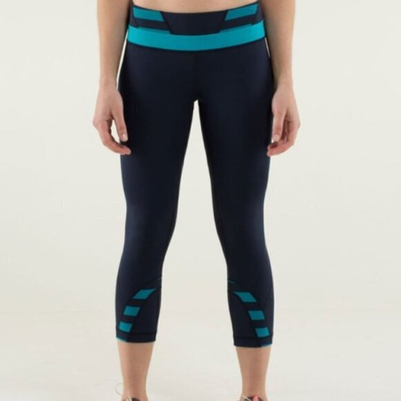 lululemon athletica Pants - Lululemon Navy Inspire Crop II 22"